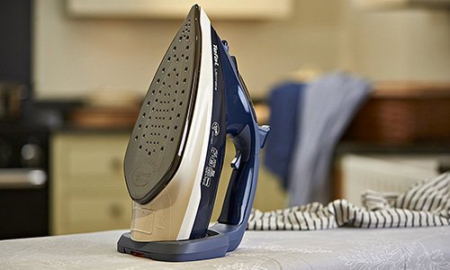 Tefal FV9736 Ultimate Anti-Scale Steam Iron